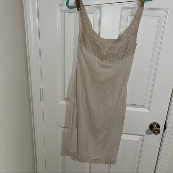 Vintage Other - Vintage cream lace slip full long small medium S M retro dress